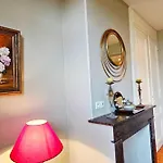 Les Remparts De Charme Face Au Chateau Apartment