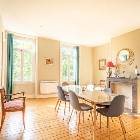 Les Remparts De Charme Face Au Chateau 滨海布洛涅